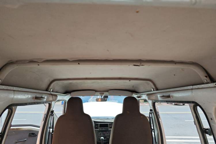 Used Wuling Zhiguang 2015 1.2L Practical LS-I Model
