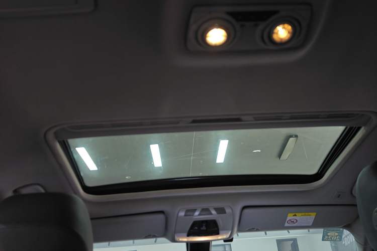 Used BMW 3 Series 2017 320Li Fashion Model
