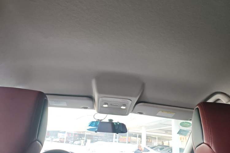 Used FORTHING T5L 2019 1.5T CVT Luxury 7-Seater Headliner