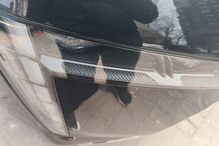 Used GAC Trumpchi E8 2024 Honor Series 2.0L Honor Edition Right Front Headlight