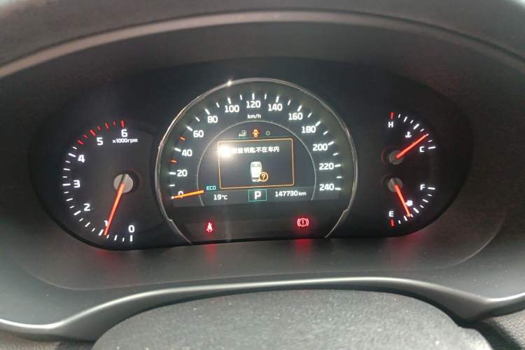 Used Kia Sorento 2015 Sorento L 2.2T Diesel 4WD Elite Edition 7 Seats China IV Standard
