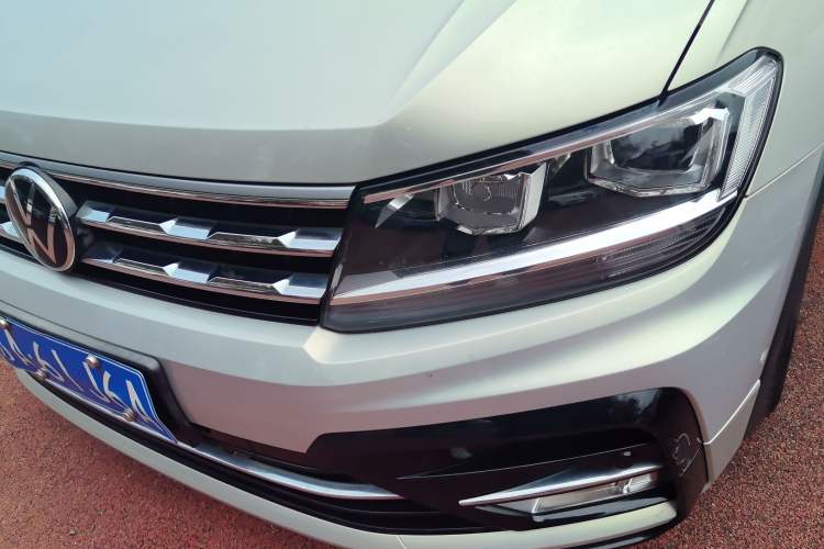 Used Volkswagen Tiguan L 2021 330TSI Automatic Two-Wheel Drive R-Line Enhanced Edition Left Front Headlight