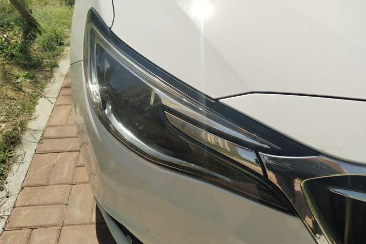 Used Buick GT 2021 1.3T Automatic Mild Hybrid Elite Version Right Front Headlight