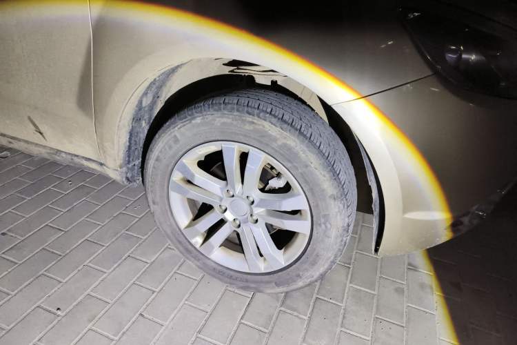 Used Geely Auto GX7 2014 1.8L Manual Value Edition
