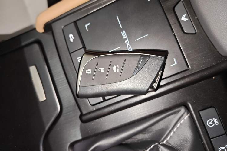 Used Lexus ES 2020 260 Excellence Edition