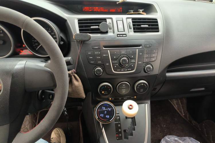 Used Mazda 5 2011 2.0L Automatic Comfort Edition
