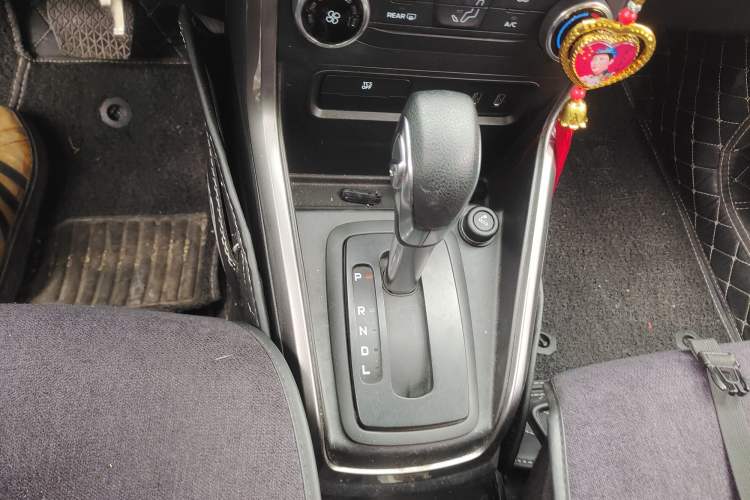 Used Ford EcoSport 2018 1.5L Automatic Platinum Wing Model
