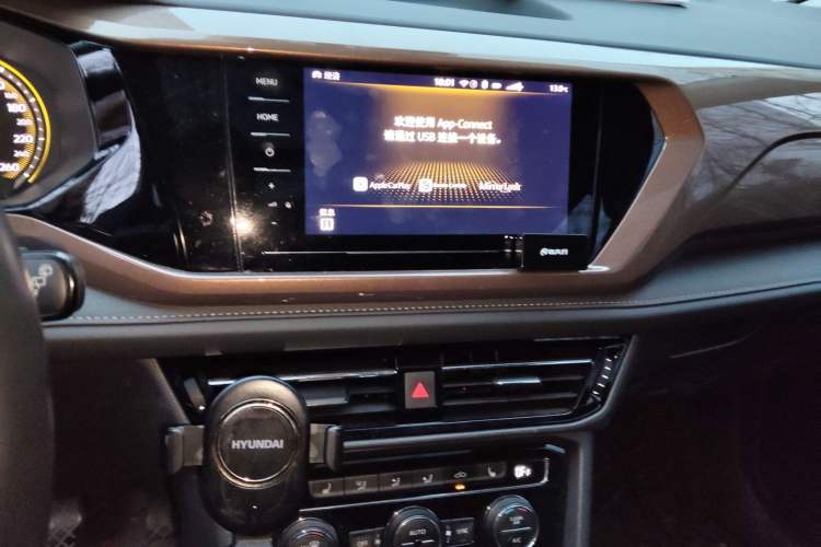 Used Volkswagen Tharu 2020 280TSI Two-Wheel Drive Luxury Plus Version China VI Standard
