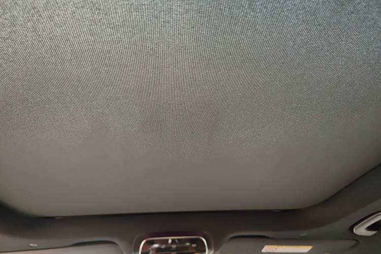 Used Mercedes-Benz GLC 2023 Refreshed GLC 300 L 4MATIC Dynamic Edition 5 Seats
