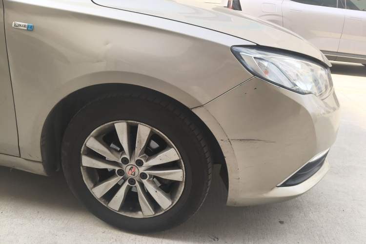 Used Roewe 360 2015 1.5L Automatic Luxury Edition