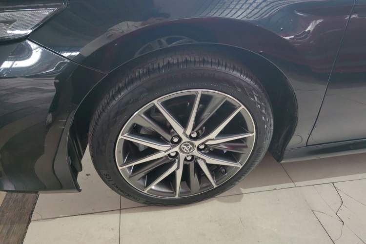 Used Toyota Camry 2021 2.5G Luxury Edition Left Front Wheel Hub