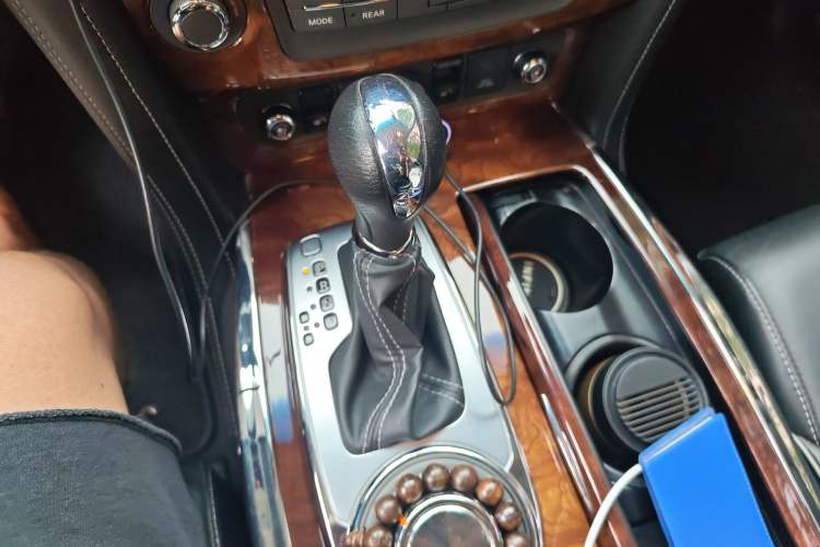 Used Infiniti QX80 2016 5.6L 4WD Gear Lever