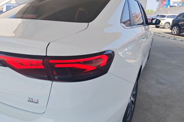 Used Geely Auto Emgrand 2023 4th Generation Champion Edition 1.5L CVT Prestige Model
