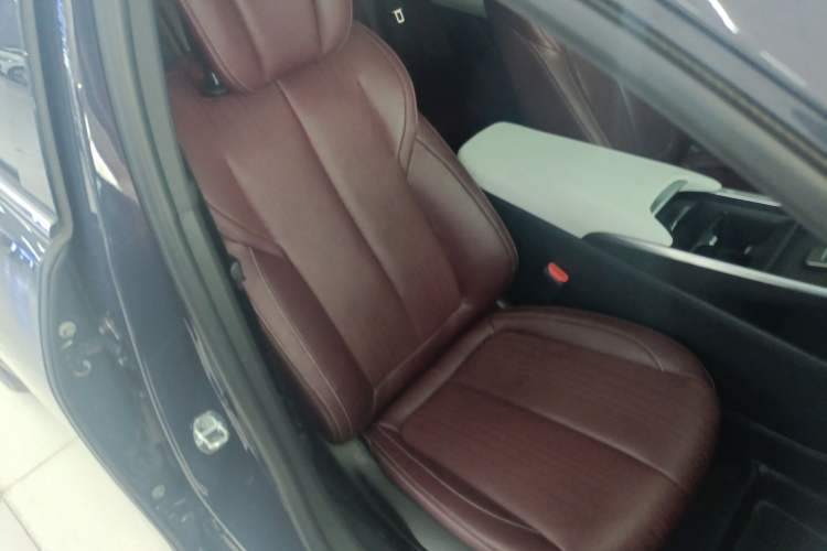 Used Buick LaCrosse 2023 28T Prestige Edition