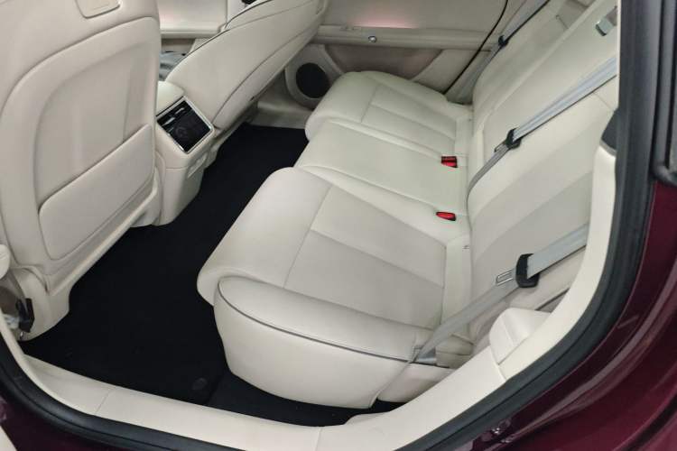 Used Hima S9T 2025 Model Pure Electric Four-Wheel-Drive Ultra Left Rear Seat