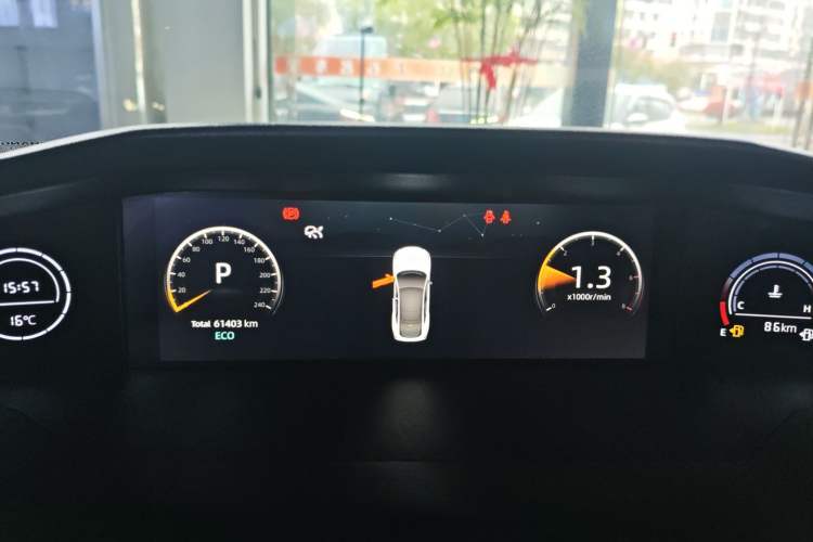 Used CHANGAN UNI-V 2022 1.5T Prestige Version
