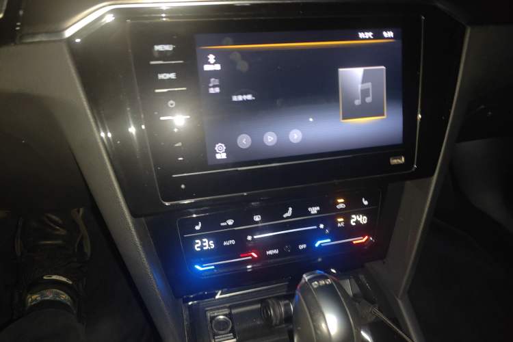 Used Volkswagen Magotan 2020 330TSI DSG Leading Model
