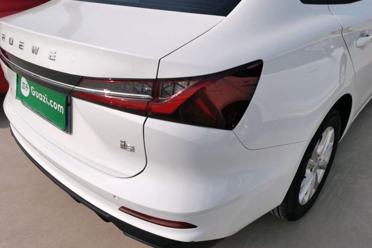 Used Roewe i5 2026 Model 1.5L Manual Comfort Version