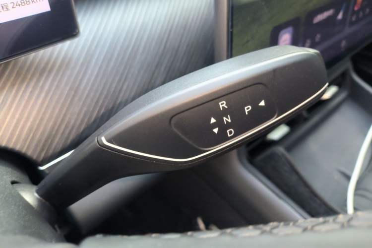 Used Chery Fengyun T9 2025 120 Long-Range Luxury Version 5 Seats Lithium Iron Phosphate