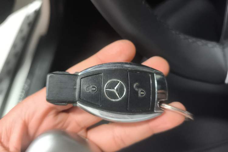 Used Mercedes-Benz GLK-Class 2015 GLK 260 4MATIC Dynamic Edition Ultimate Version