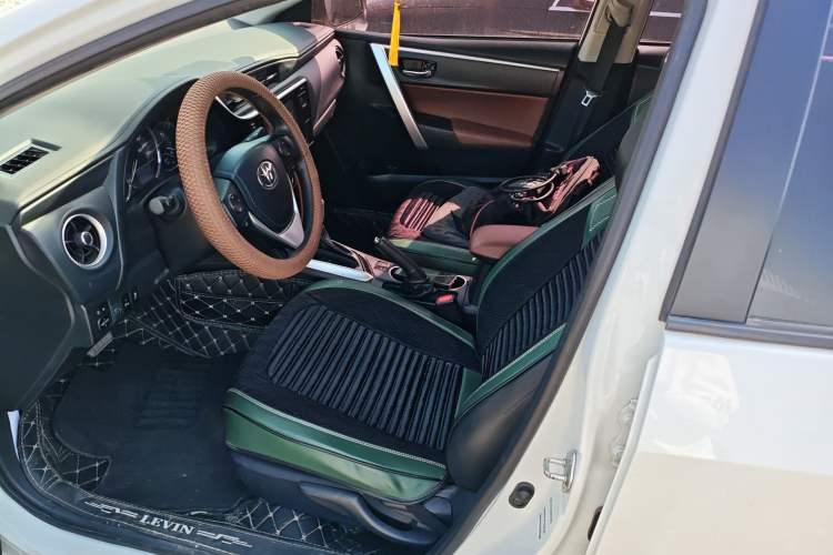 Used Toyota Levin 2017 Revised 185T CVT Elite Edition China V Standard Left Front Seat