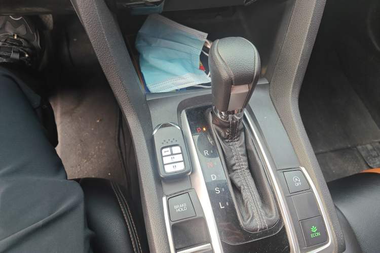 Used Honda Civic 2016 220TURBO CVT Luxury Edition
