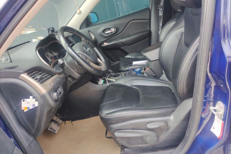 Used Jeep Cherokee 2016 2.0L Leading Edition Left Front Seat