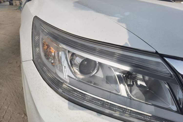 Used Honda Crider 2015 1.8L automatic comfort version