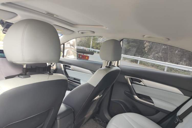 Used BAIC Beijing EU5 2018 R550 Smart Trend Edition Headliner