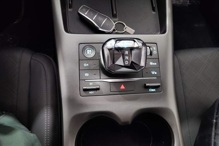 Used BYD Qin PLUS 2025 DM-i Smart Drive 55KM Leading Model
