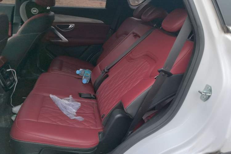 Used JETOUR X70 PLUS 2023 1.5T DCT Brave PLUS 7-Seater