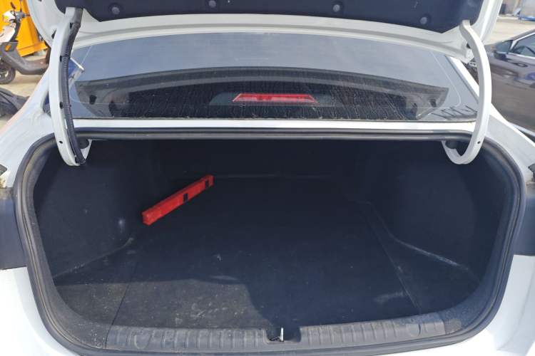 Used Geely Auto Emgrand 2022 4th Generation 1.5L CVT Luxury Model
