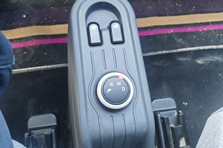 Used Wuling Hongguang MINIEV 2022 Macaron Fashion Model Lithium Iron Phosphate