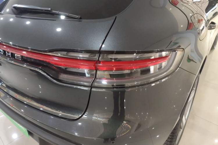 Used Porsche Macan 2025 Macan 2.0T Dream-Chasing Edition Right Rear Taillight