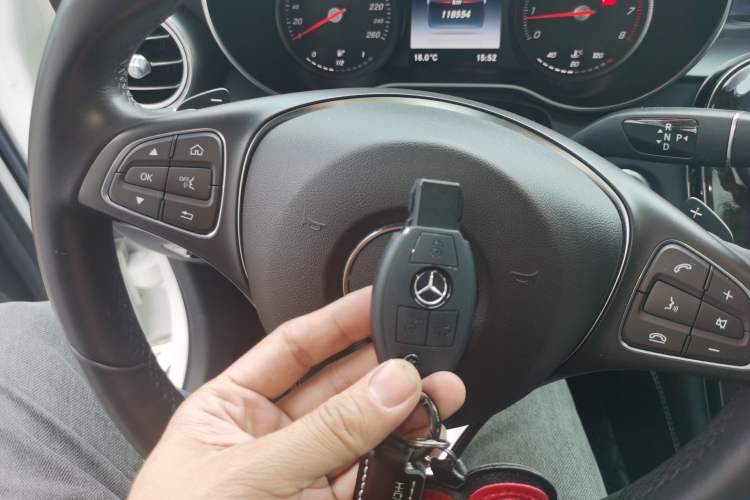 Used Mercedes-Benz GLC 2019 Facelift GLC 260 L 4MATIC Luxury Model
