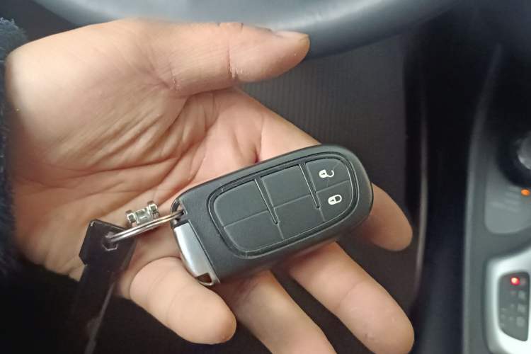 Used Jeep Cherokee 2016 2.4L Professional Edition
