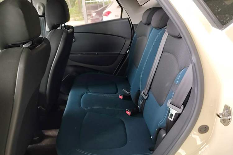 Used Renault Captur 2015 1.2T Automatic Standard Edition
