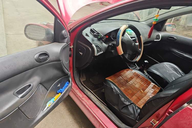 Used Peugeot 207 2011 Sedan 1.4L Manual Yule Edition Driver Seat