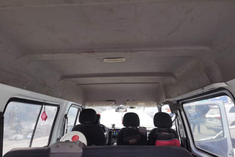 Used JMC Transit 2021 2.8T Space King Standard Version Short Wheelbase Mid-Height Roof 6-Seater Diesel Euro VI JX493