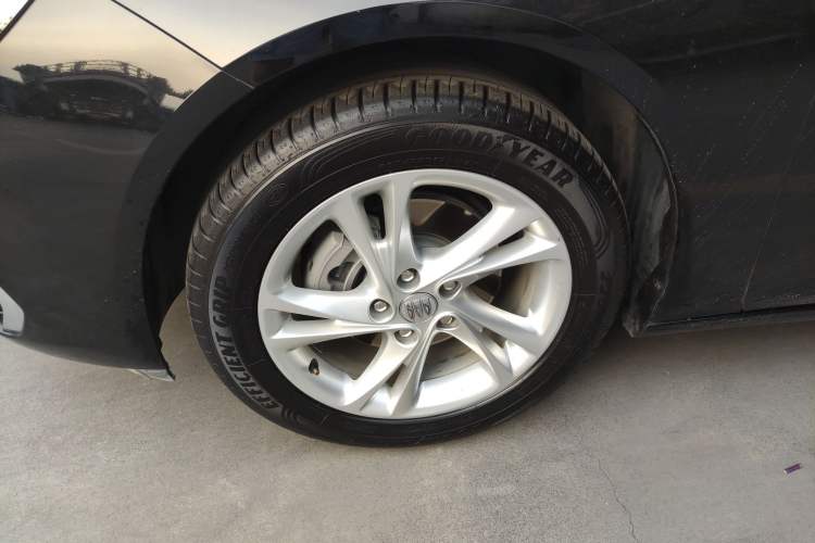 Used Buick Regal 2024 25T Deluxe Edition
