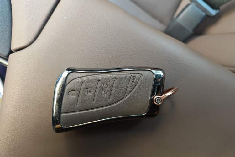 Used Lexus ES 2021 200 Excellence Edition