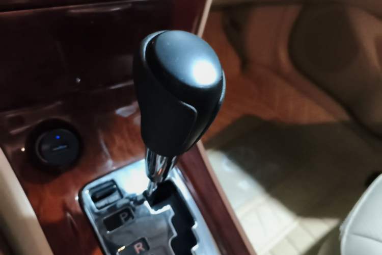 Used Toyota Corolla EX 2013 1.6L Automatic Luxury Edition