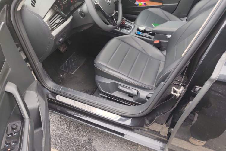 Used Volkswagen Lavida 2019 1.5L Automatic Comfort Edition China VI Standard