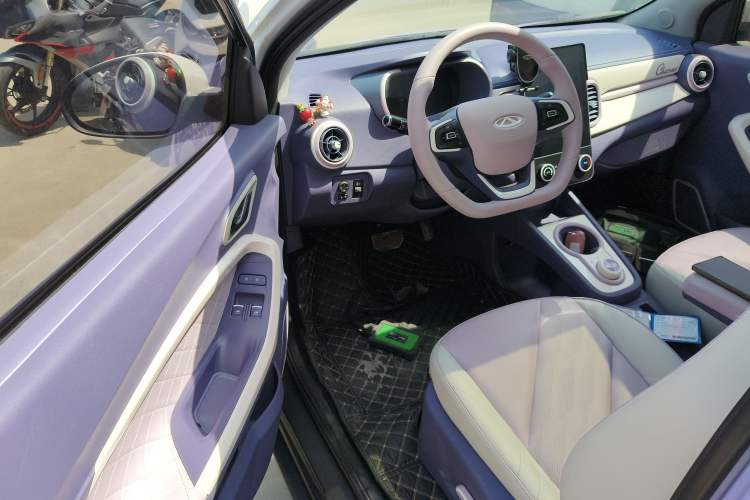 Used Chery Little Ant 2022 Me 301km Rococo Lithium Iron Phosphate Driver Seat