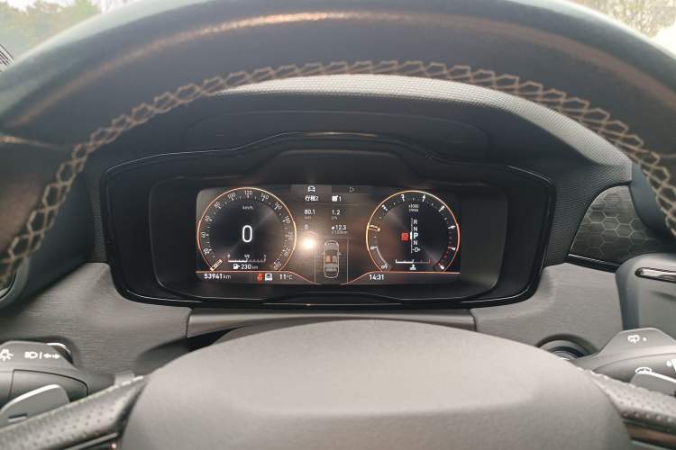 Used Lynk & Co 03 2022 1.5TD DCT JingPro
