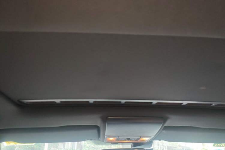 Used Volkswagen Lavida 2014 1.4TSI DSG Sport Edition