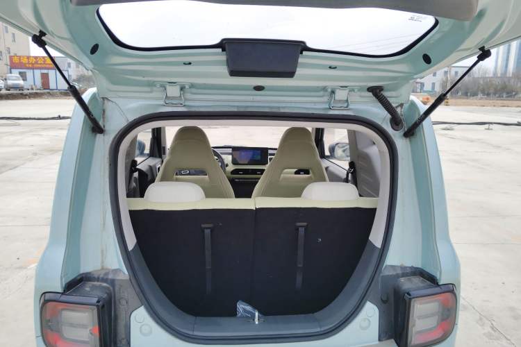 Used Geely Galaxy Panda 2024 Panda Mini 200km Endurance Bear
