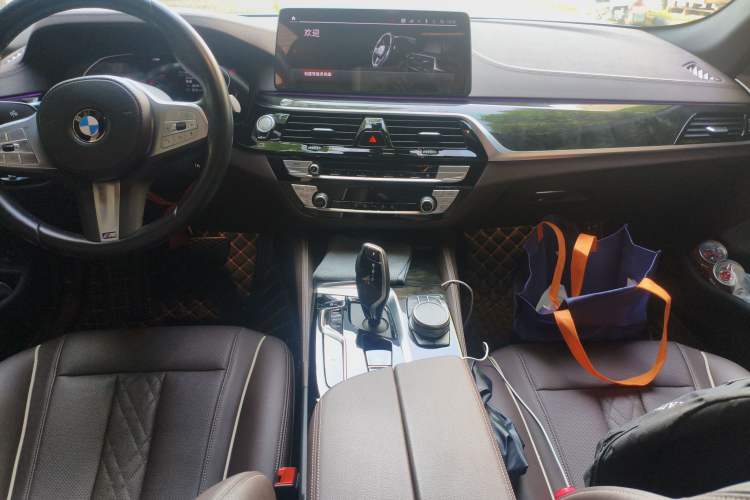 Used BMW 5 Series 2022 Restyled 525Li M Sport Package
