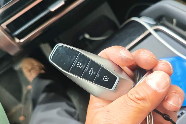 Used iCAR 03 2024 501km Two-Wheel Drive Long-Range Version