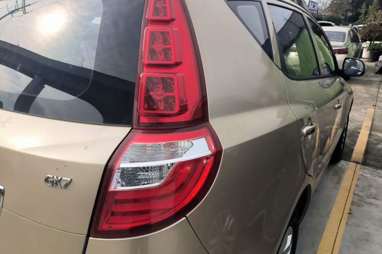 Used Geely Auto GX7 2015 Classic Edition 1.8L Manual Elite Model China IV
